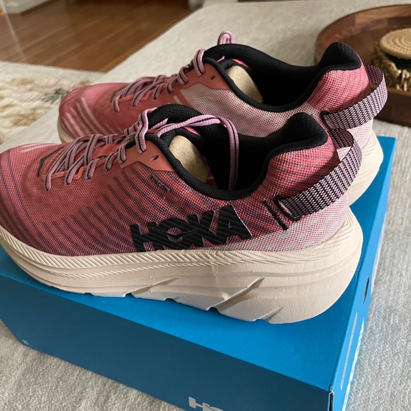 Hoka One One Pink BRAND NEW - Picture 3 of 10